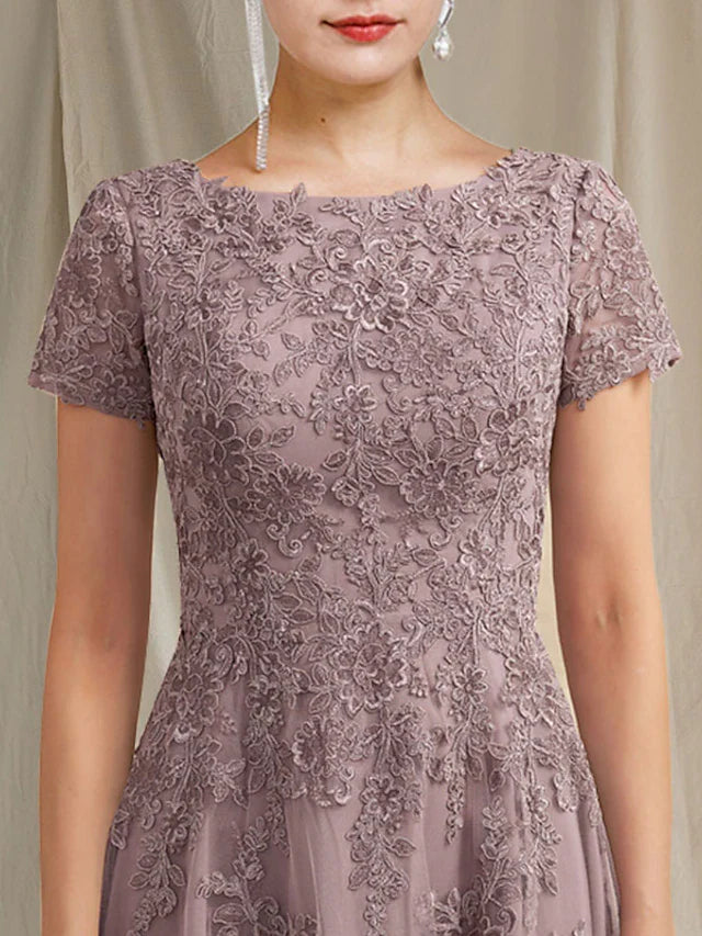 Wholesale A-Line Mother of the Bride Dress Elegant Jewel Neck Tea Length Lace Tulle Short Sleeve with Appliques